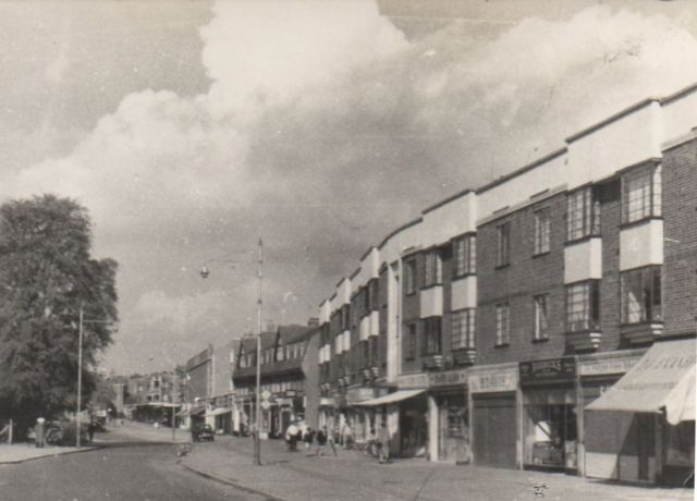 Corbets Tey Rd shops Fitzwilliam 4371a