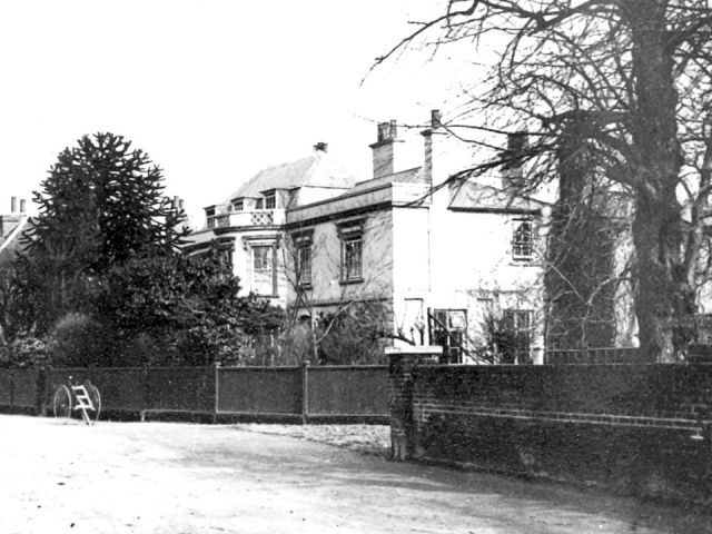 West Lodge - Bow Villa (R Moorey)
