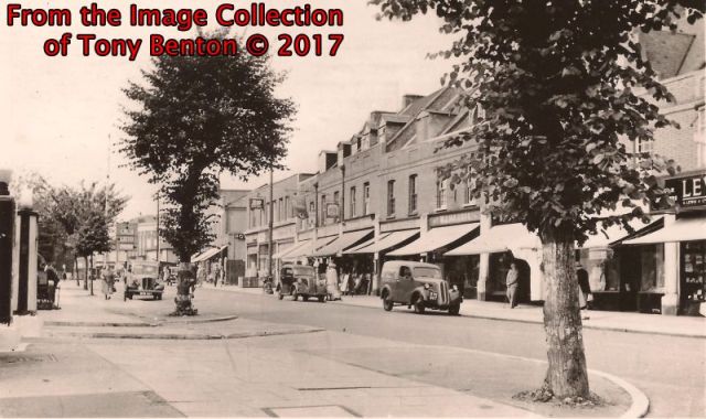 St Mary's Lane Tuck UM6 1950s v2