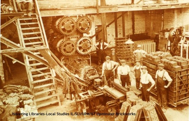 IL-SLI-UPM-67 Upminster Brickworks small LBH